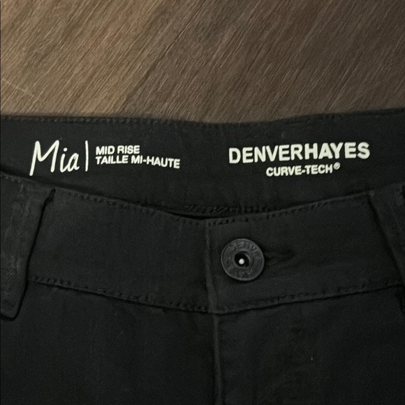 Denver Hayes Black Jean Shorts mid-rise curve-tech for Women, size 8 - Picture 2 of 6